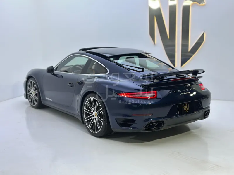 2015 بورش 911 توربو
