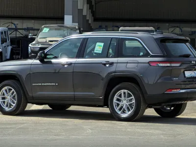 2024 Jeep Grand Cherokee Laredo