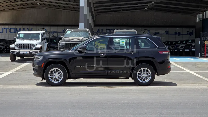 2024 Jeep Grand Cherokee Laredo