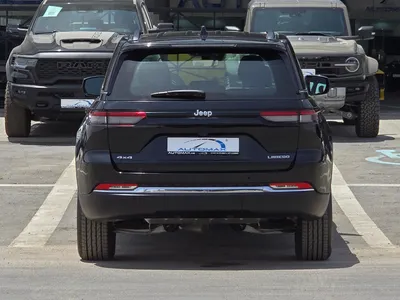 2024 Jeep Grand Cherokee Laredo