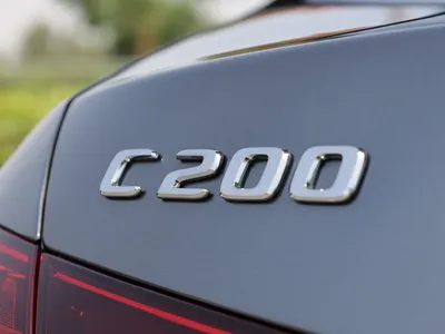 2025 Mercedes-Benz C 200 AMG