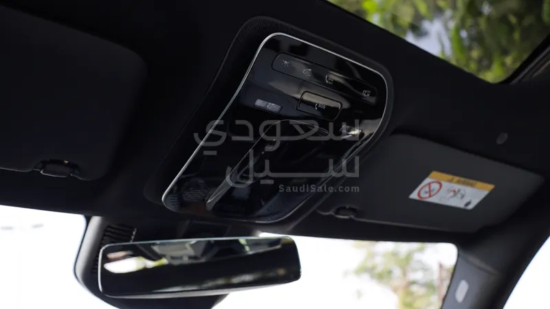 2025 Mercedes-Benz C 200 AMG