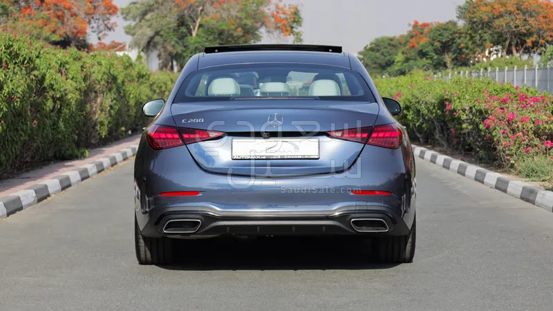 2025 Mercedes-Benz C 200 AMG