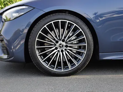 2025 Mercedes-Benz C 200 AMG