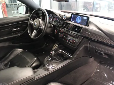 2015 BMW M Series M4 competition