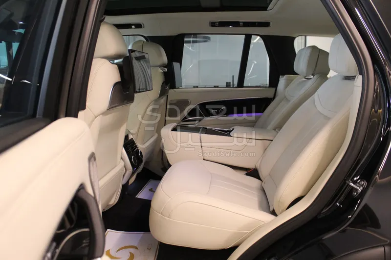 2025 Land Rover Range Rover Autobiography