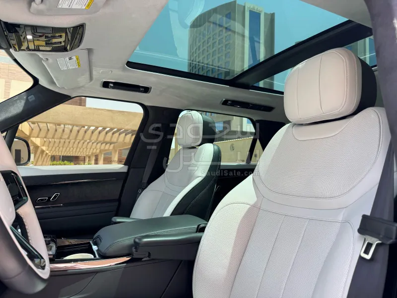 2023 Land Rover Range Rover Sport first edition