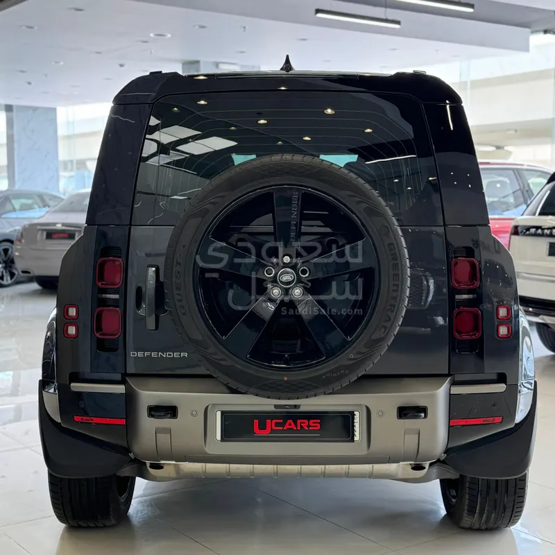2025 Land Rover Defender 110