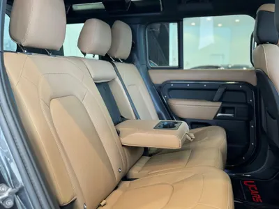 2025 Land Rover Defender 110