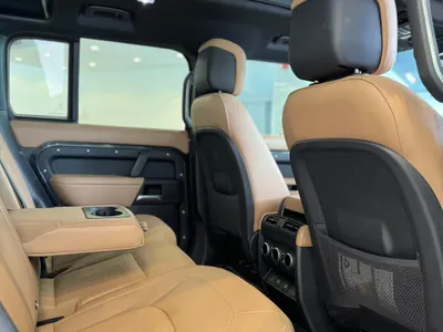 2025 Land Rover Defender 110