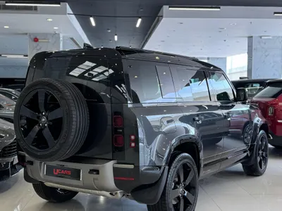 2025 Land Rover Defender 110
