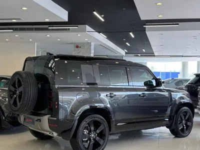 2025 Land Rover Defender 110