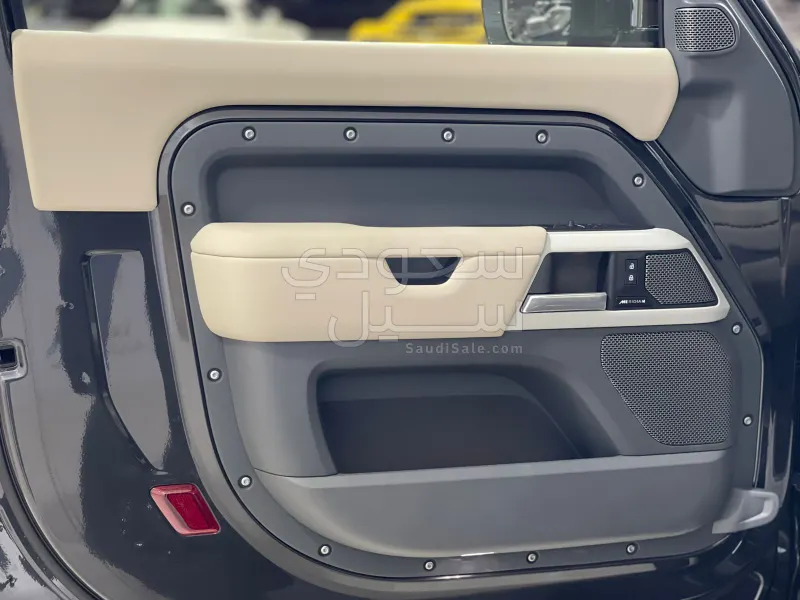 2024 Land Rover Defender 90