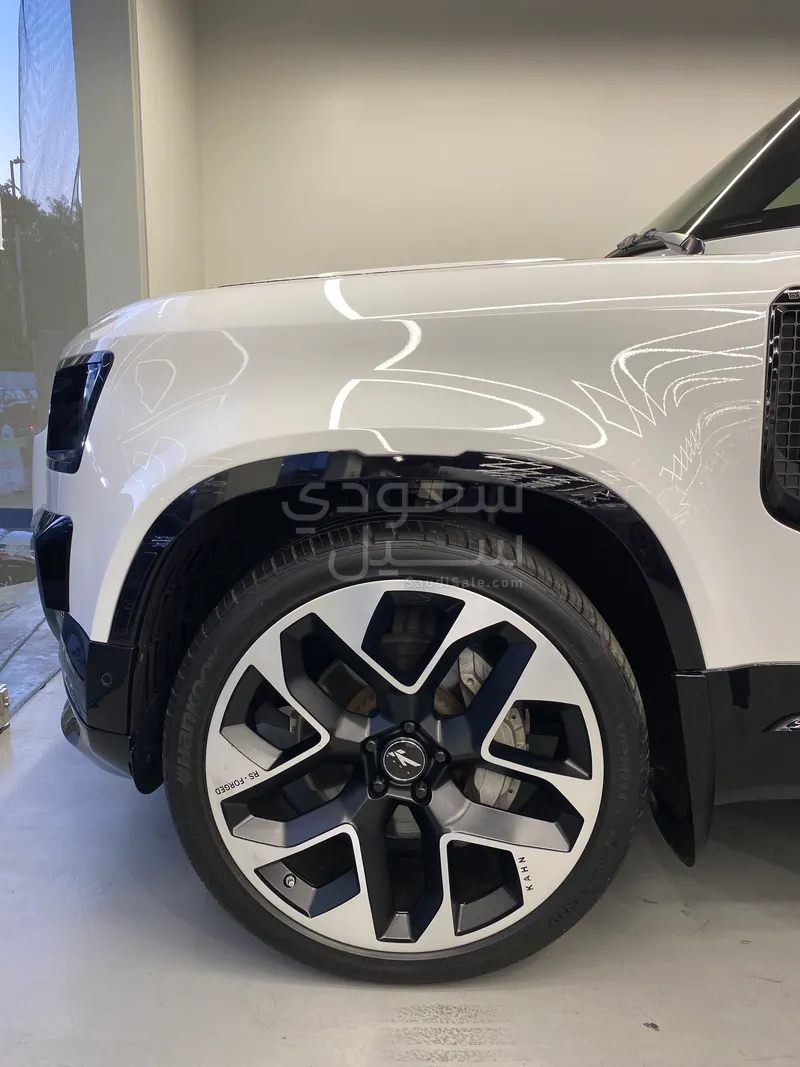 2022 Land Rover Defender 90