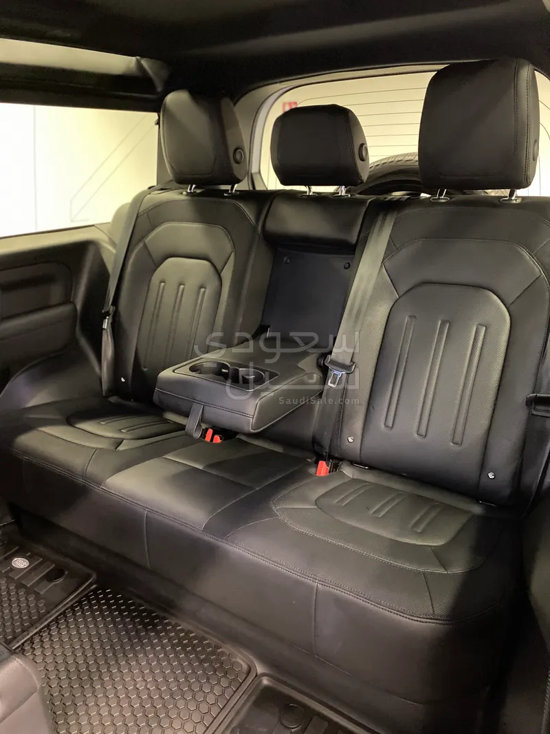 2022 Land Rover Defender 90