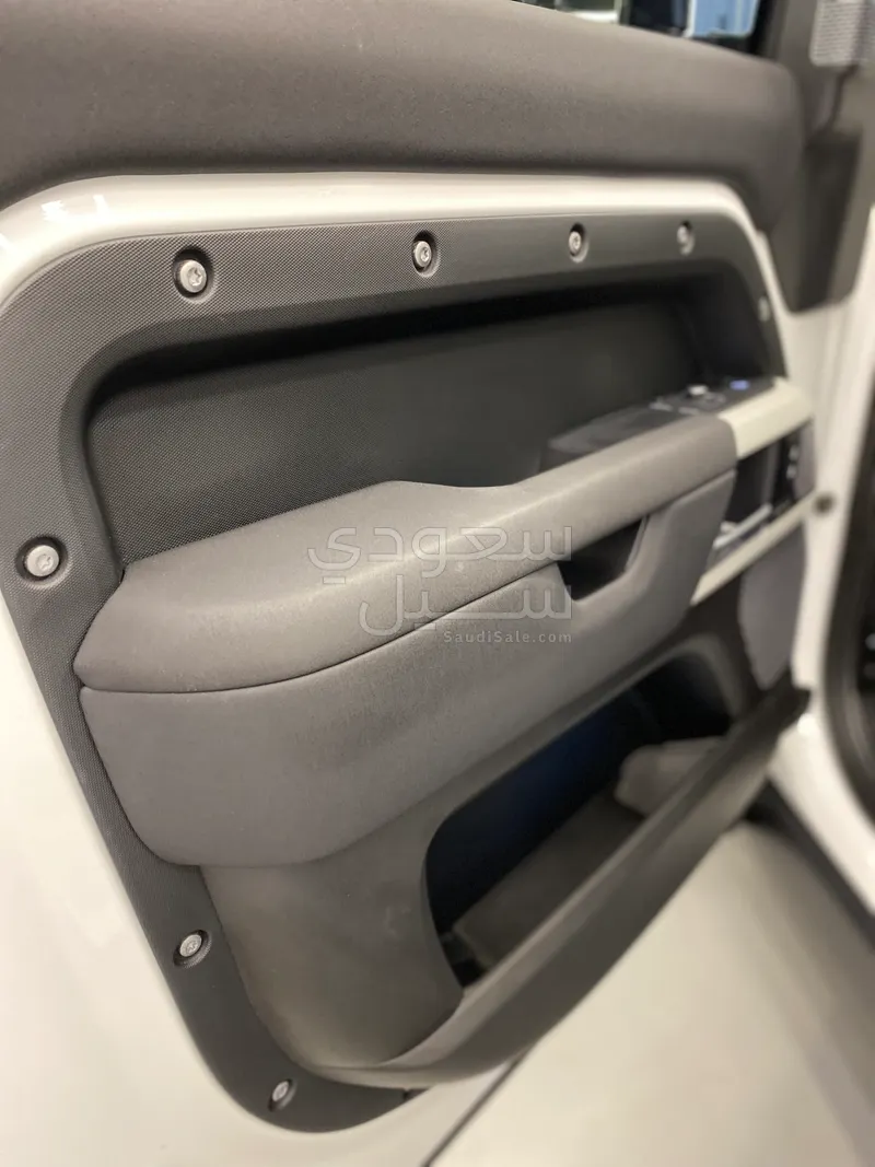 2022 Land Rover Defender 90