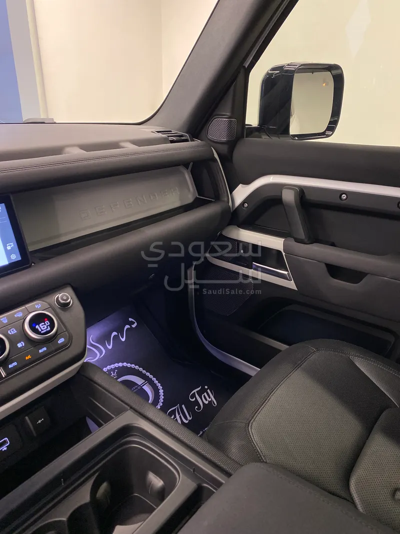 2022 Land Rover Defender 90