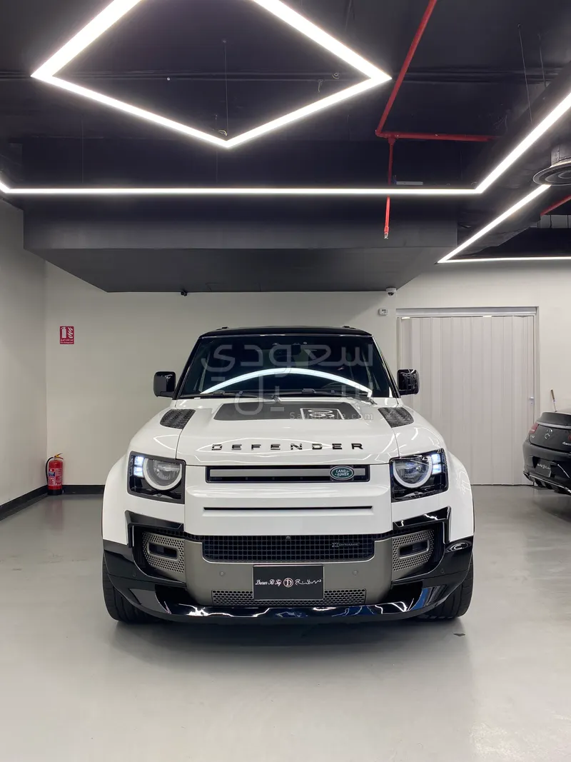 2022 Land Rover Defender 90