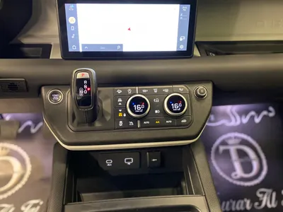 2022 Land Rover Defender 90