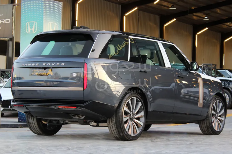 2025 Land Rover Range Rover Autobiography L
