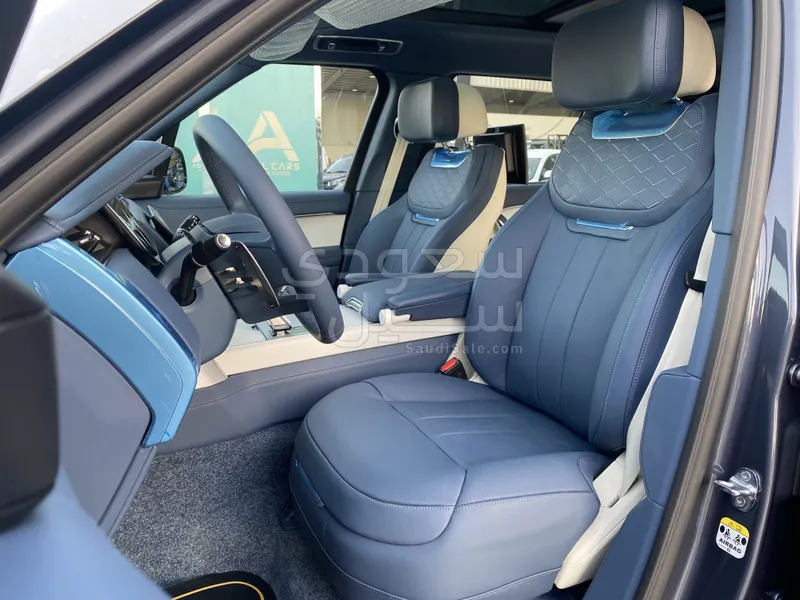 2025 Land Rover Range Rover Autobiography L