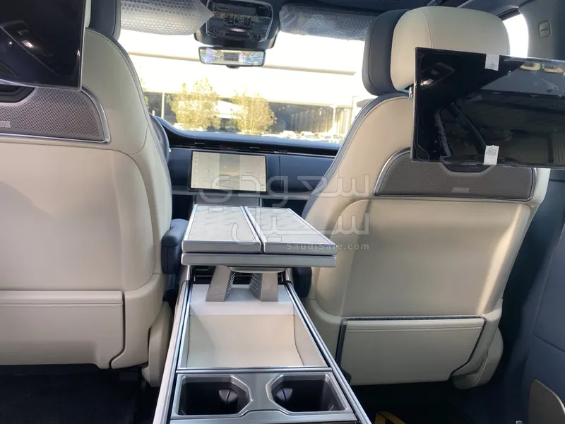 2025 Land Rover Range Rover Autobiography L