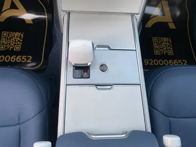2025 Land Rover Range Rover Autobiography L