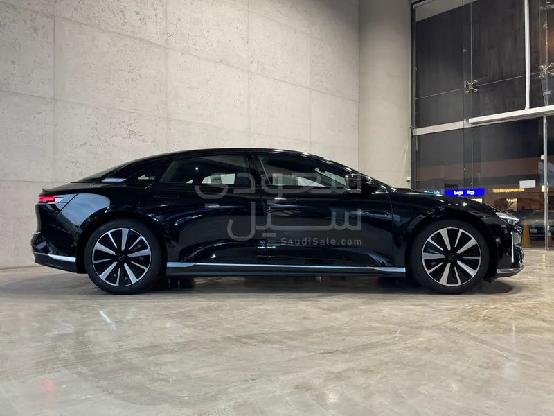 2025 Lucid Air Pure