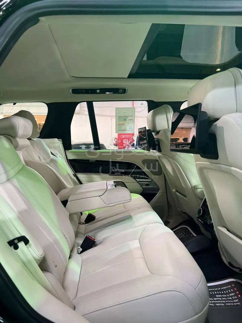 2024 Land Rover Range Rover HSE