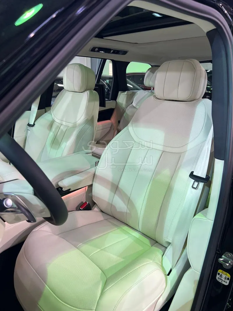 2024 Land Rover Range Rover HSE