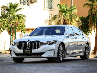 2020 بي ام دبليو الفئة السابعة 730 إل أي
