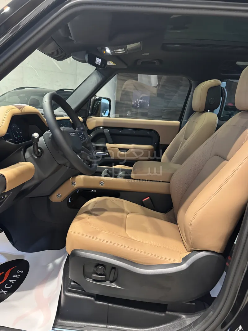 2025 Land Rover Defender 90