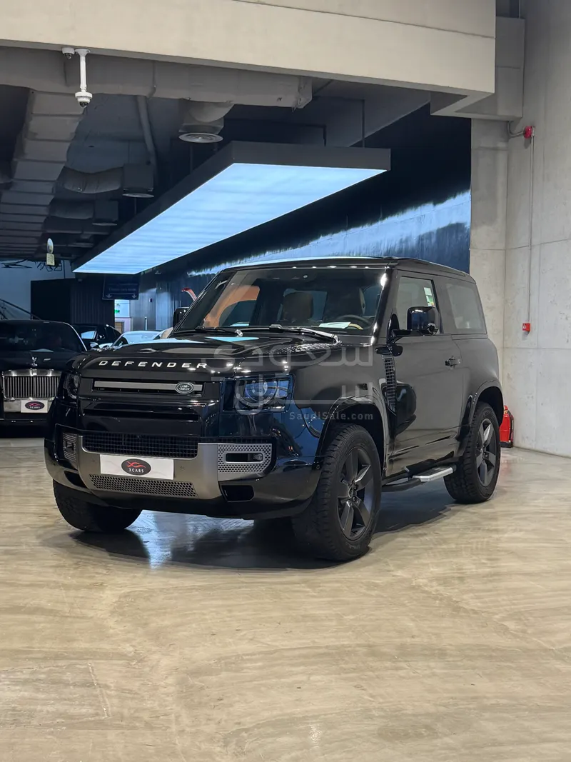 2025 Land Rover Defender 90