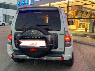 2018 متسوبيشي باجيرو