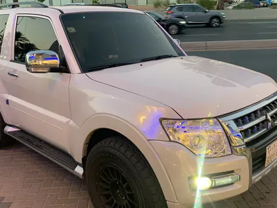 2018 متسوبيشي باجيرو