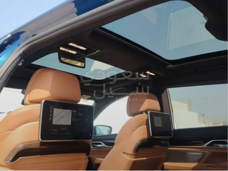 2022 بي ام دبليو الفئة السابعة 730 إل أي