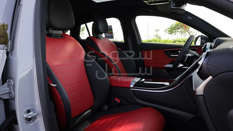 2025 Mercedes-Benz GLC 200 amg