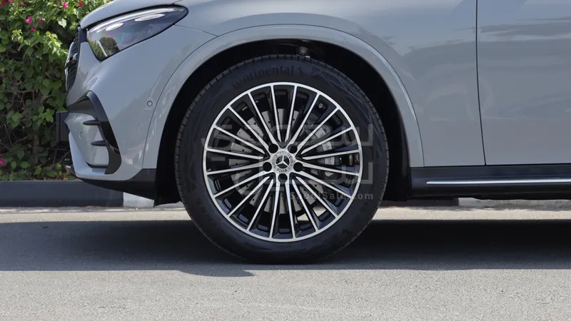 2025 Mercedes-Benz GLC 200 amg