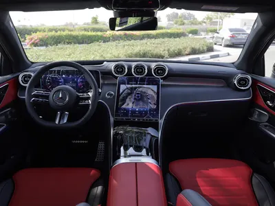 2025 Mercedes-Benz GLC 200 amg