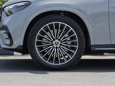 2025 Mercedes-Benz GLC 200 amg