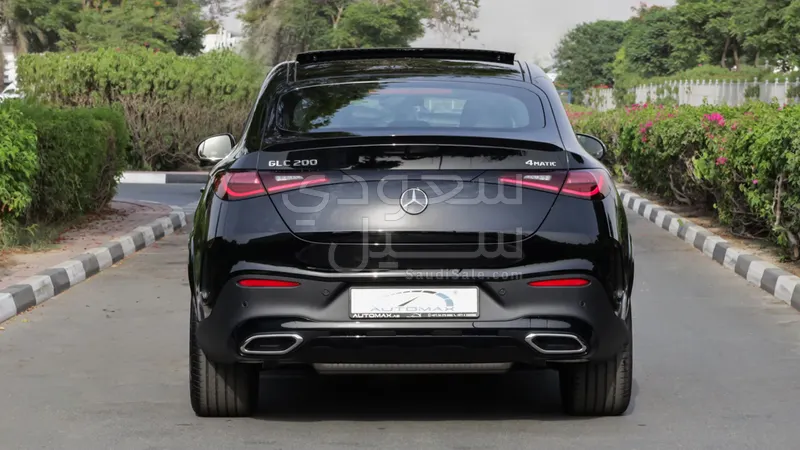2025 Mercedes-Benz GLC 200 amg