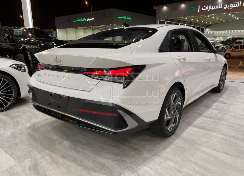 2025 Hyundai Elantra