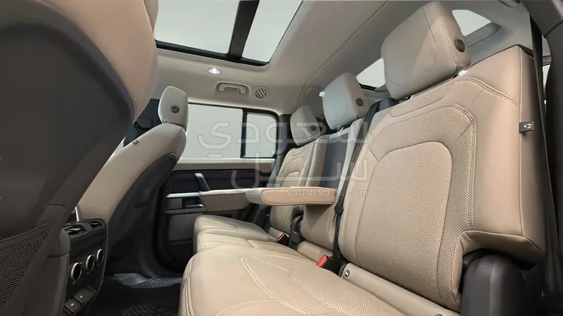 2023 Land Rover Defender 130
