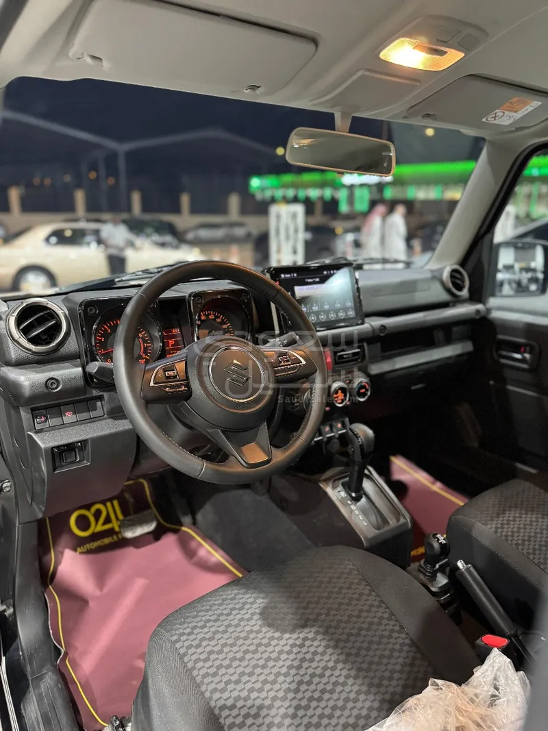 2025 Suzuki Jimny