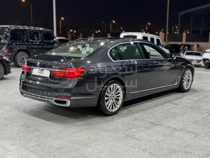 2016 BMW 7 Series 750Li