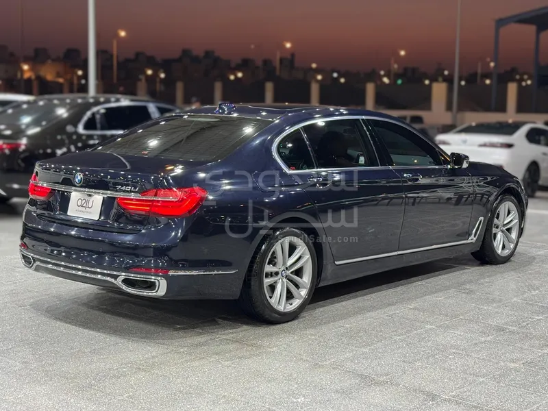 2018 BMW 7 Series 740Li