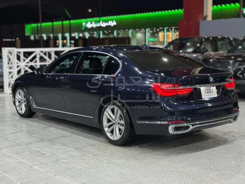 2018 BMW 7 Series 740Li