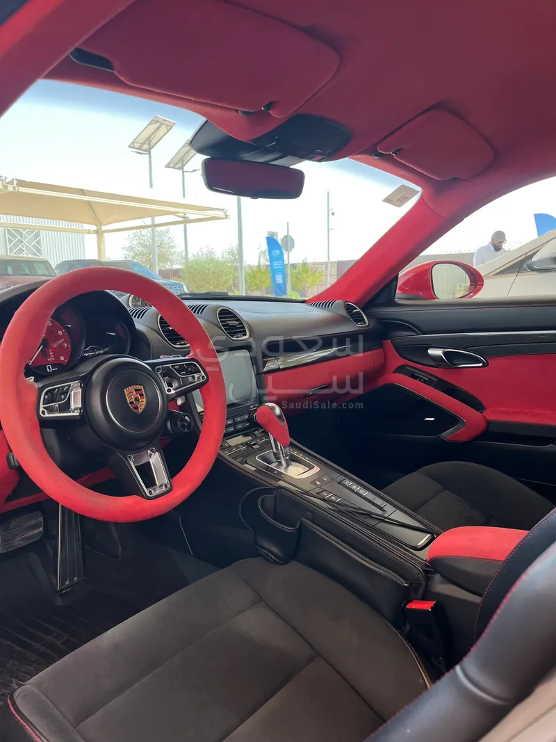 2018 Porsche Cayman GTS