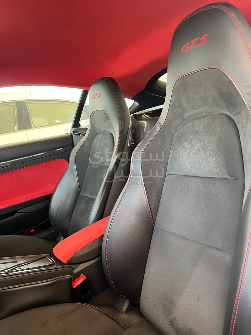 2018 Porsche Cayman GTS