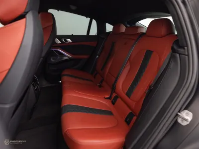 2021 BMW X Series 6M competition